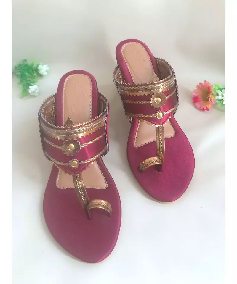 maroon leather kolhapuris sandals