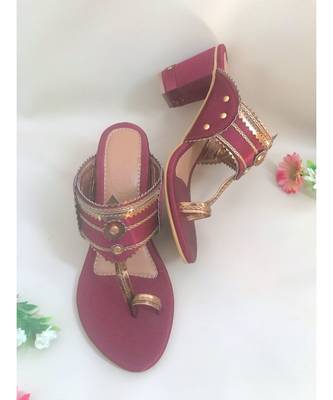 Gem Stone Maroon Kolhapuris  5