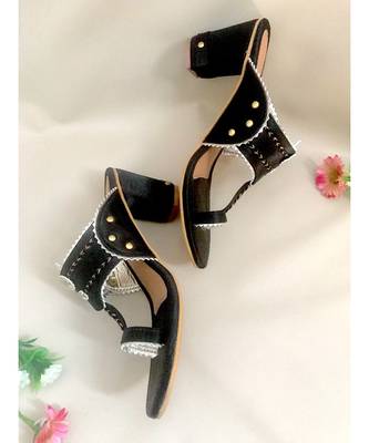 Black Kolhapuris  3