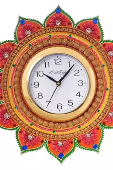 Royal and Elegant Decorative Papier-Mache Wooden Handcrafted Wall Clock