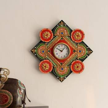 Designer and Colorful Papier-Mache Wooden Handcrafted Wall Clock 1
