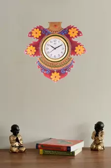 Floral Lead Shape Wooden Handcrafted Wooden Wall Clock (H - 15.5 Inch)