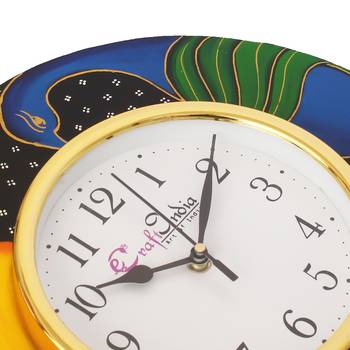Handcrafted Ethnic Theme Round Wooden Wall Clock 3