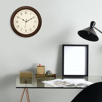 Brown Plastic Round Analog Wall Clock (16*16 Inches) 2
