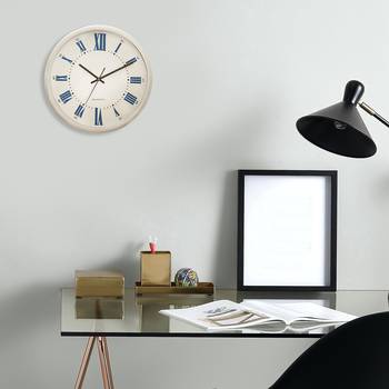 Silver Plastic Round Analog Wall Clock (14*14 Inches) 2