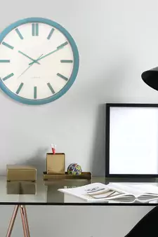 Blue Plastic Round Analog Wall Clock (14*14 Inches)
