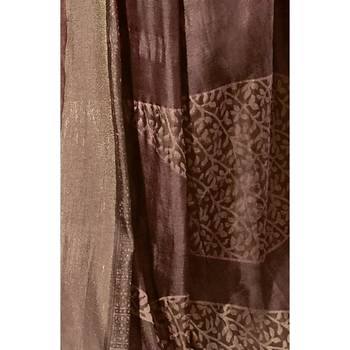 Brown printed cotton saree with blouse 3