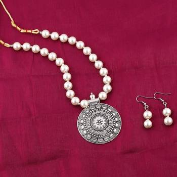White Necklaces 1