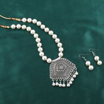 White Necklaces 1