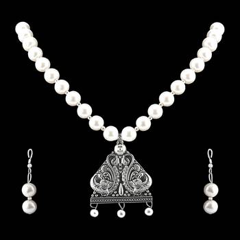 White Necklaces 4