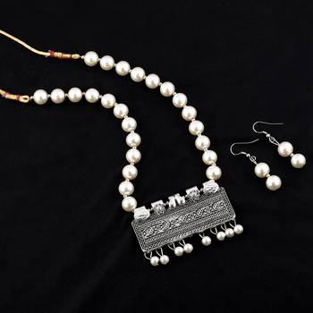White Necklaces 1