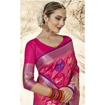 Pink woven jacquard saree with blouse 2