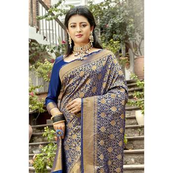 Blue woven jacquard saree with blouse 2