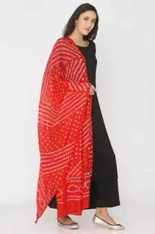 Red Bhandhej Dupatta