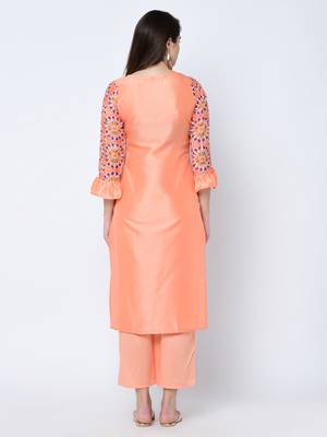 Women's Peach Digital Print Straight Art Silk Kurta 3