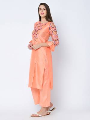 Women's Peach Digital Print Straight Art Silk Kurta 5