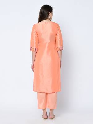 Women's Peach Digital Print Straight Art Silk Kurta 3