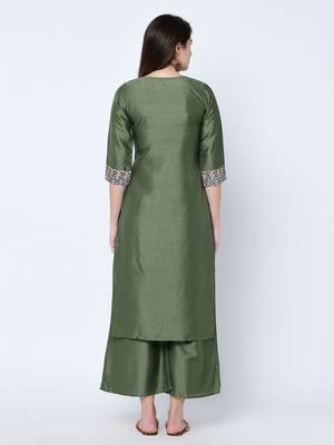 Women's Green Digital Print  Straight Art Silk Kurta Palazzo Set 3