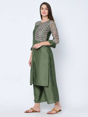 Women's Green Digital Print  Straight Art Silk Kurta 4