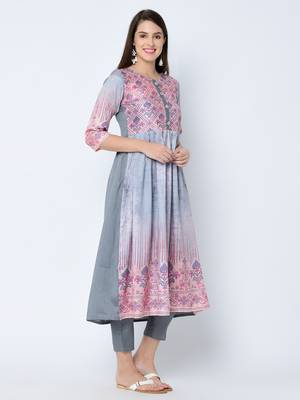 Women's Grey Digital Print A-Line Art Silk Kurta 4