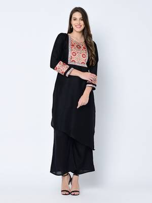 Women's Black Solid Asymmetric Art Silk Kurta 2