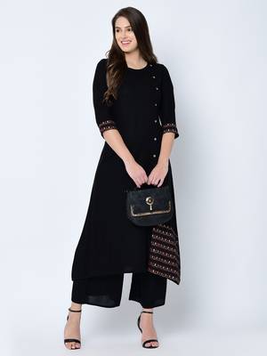 Women's Black Solid Straight Rayon Kurta 1