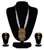 Elegant pearl necklace set with jhumki