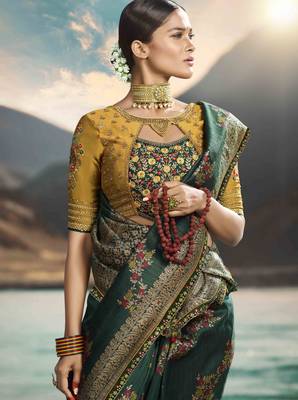 Dark Green Embroidered Raw Silk Saree With Blouse 4