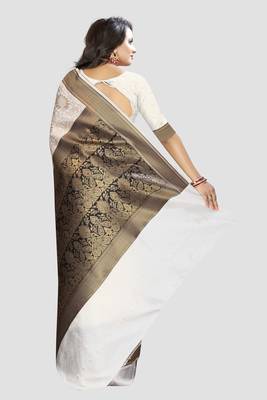 White Woven Kanchipuram Silk Saree With Blouse 2