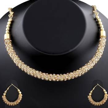 Golden Necklaces 2