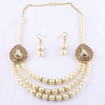 Golden Necklaces 3