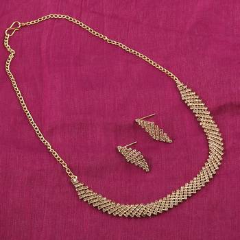 Golden Necklaces 1