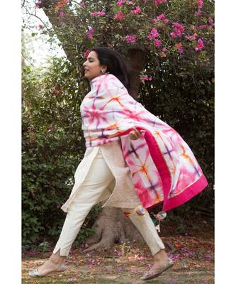 Sunheri Hand dyed Shibori Chander Dupatta 3