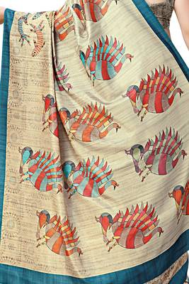 Beige printed silk saree with blouse 4