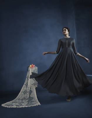 Grey resham embroidery georgette kameez with dupatta 3