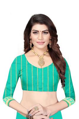 Green Woven Banarasi Saree With Blouse 5
