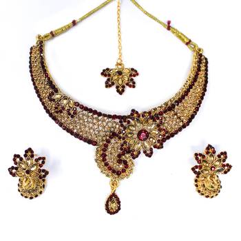 Maroon necklace-sets 2