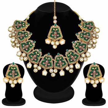 Gold Plated Kundan Meenakari Bridal Necklace Set with Earrings & Maang Tikka for Women  4