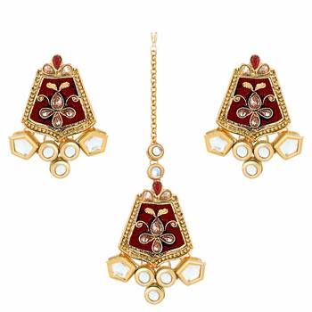 Gold Plated Kundan Meenakari Bridal Necklace Set with Earrings & Maang Tikka for Women  5