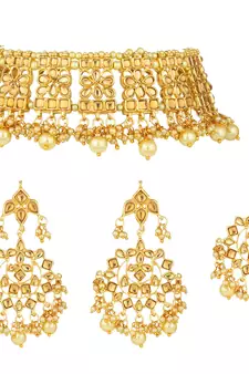  Traditional Kundan Choker Jewellery Set with Earrings & Maang Tikka For Women 