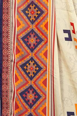 White printed chiffon saree with blouse 4