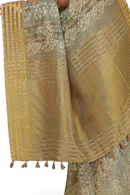 Grey printed cotton saree with blouse 3