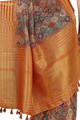 Multicolor printed cotton saree with blouse 3