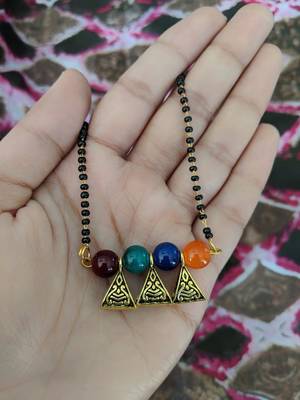 Golden Antique Design Pendant Black Beads Single Line Layer Mangalsutra Western Stylish Jewellery 2