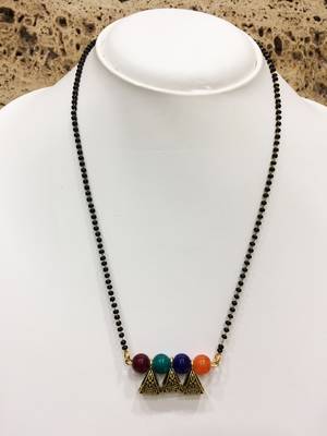 Golden Antique Design Pendant Black Beads Single Line Layer Mangalsutra Western Stylish Jewellery 3