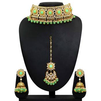 Green necklace-sets 1
