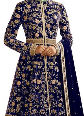 Blue embroidered velvet salwar 2