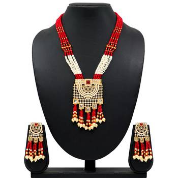 Maroon necklace-sets 1