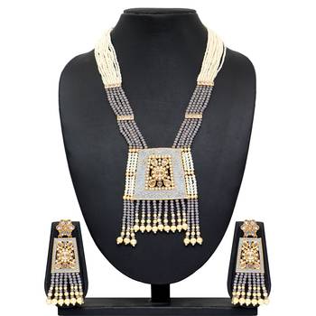 Grey necklace-sets 1
