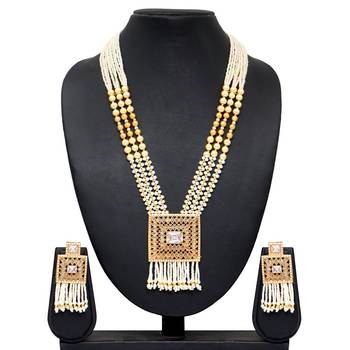 White Necklace Sets 1